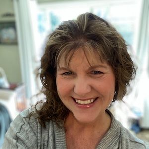 Meet your Posher, Lorri